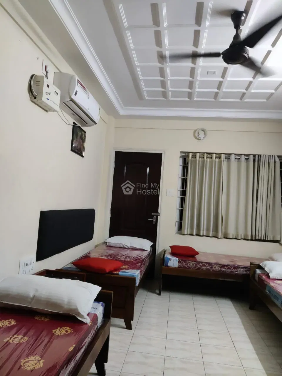 SAJ INN LADIES HOSTEL in MG-Road, Ernakulam — photo 7