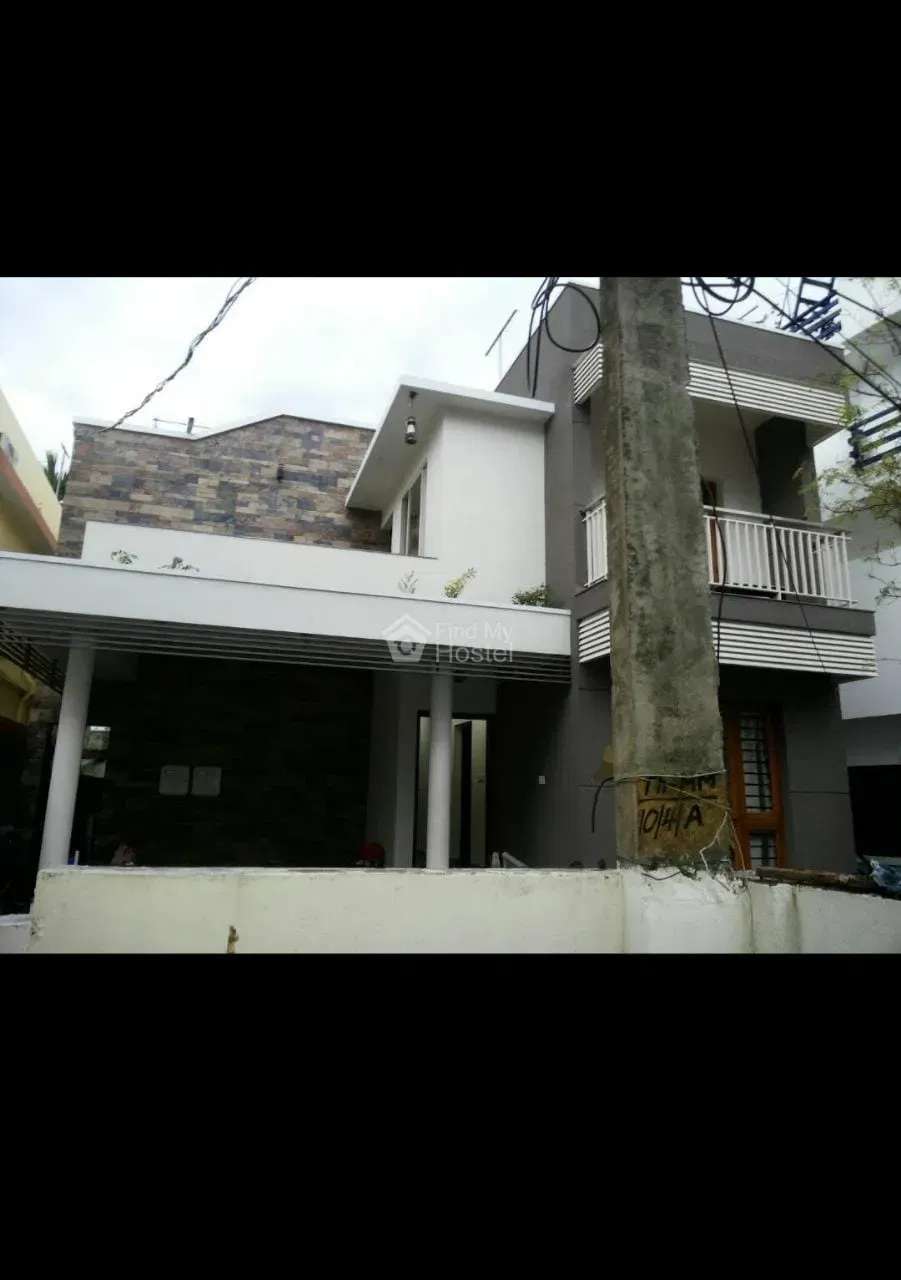 ST AGANUS LADIES HOSTEL in Thevara, Ernakulam — photo 5