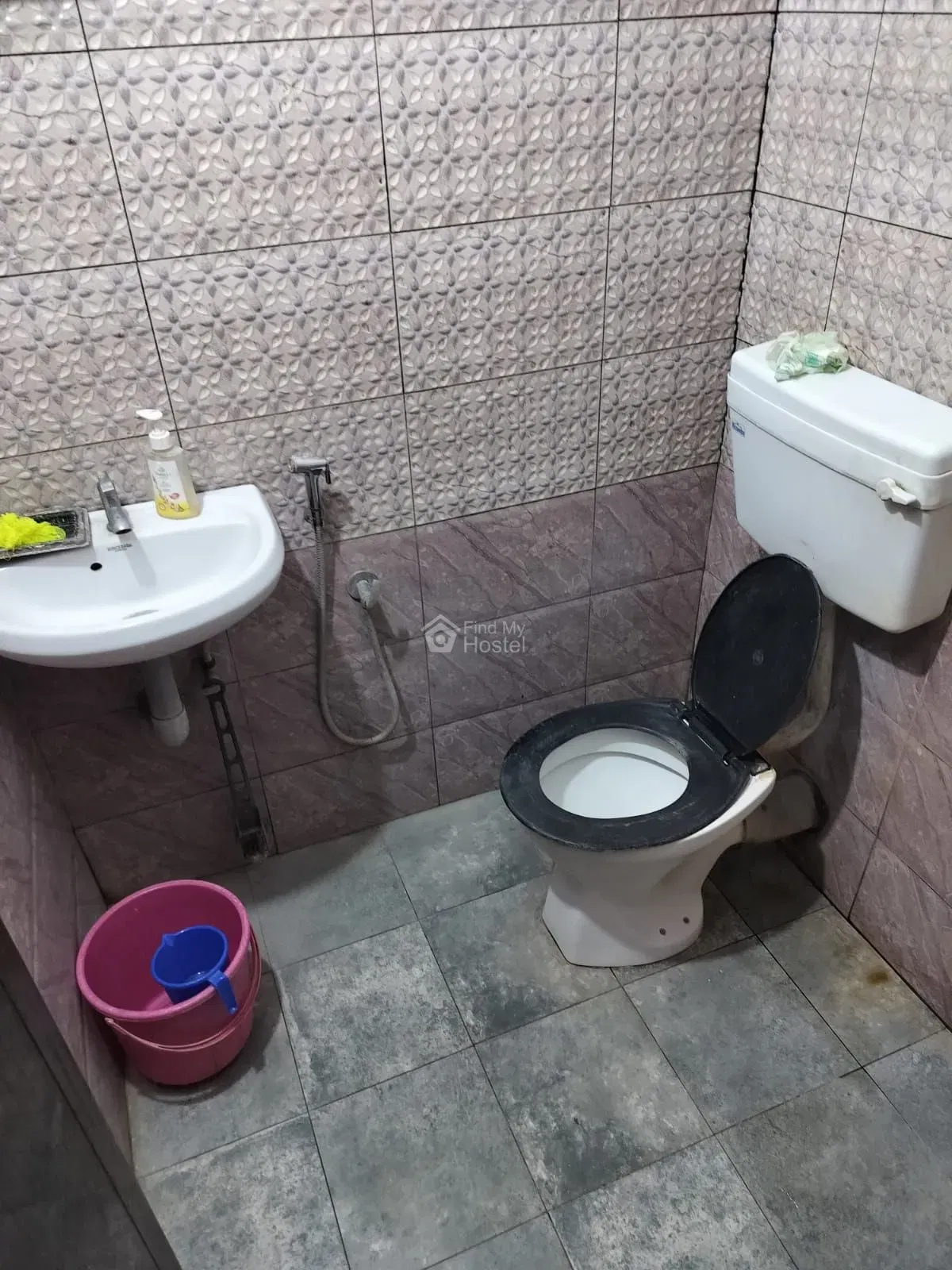 N R gents hostel in Kadavanthra, Ernakulam — photo 2