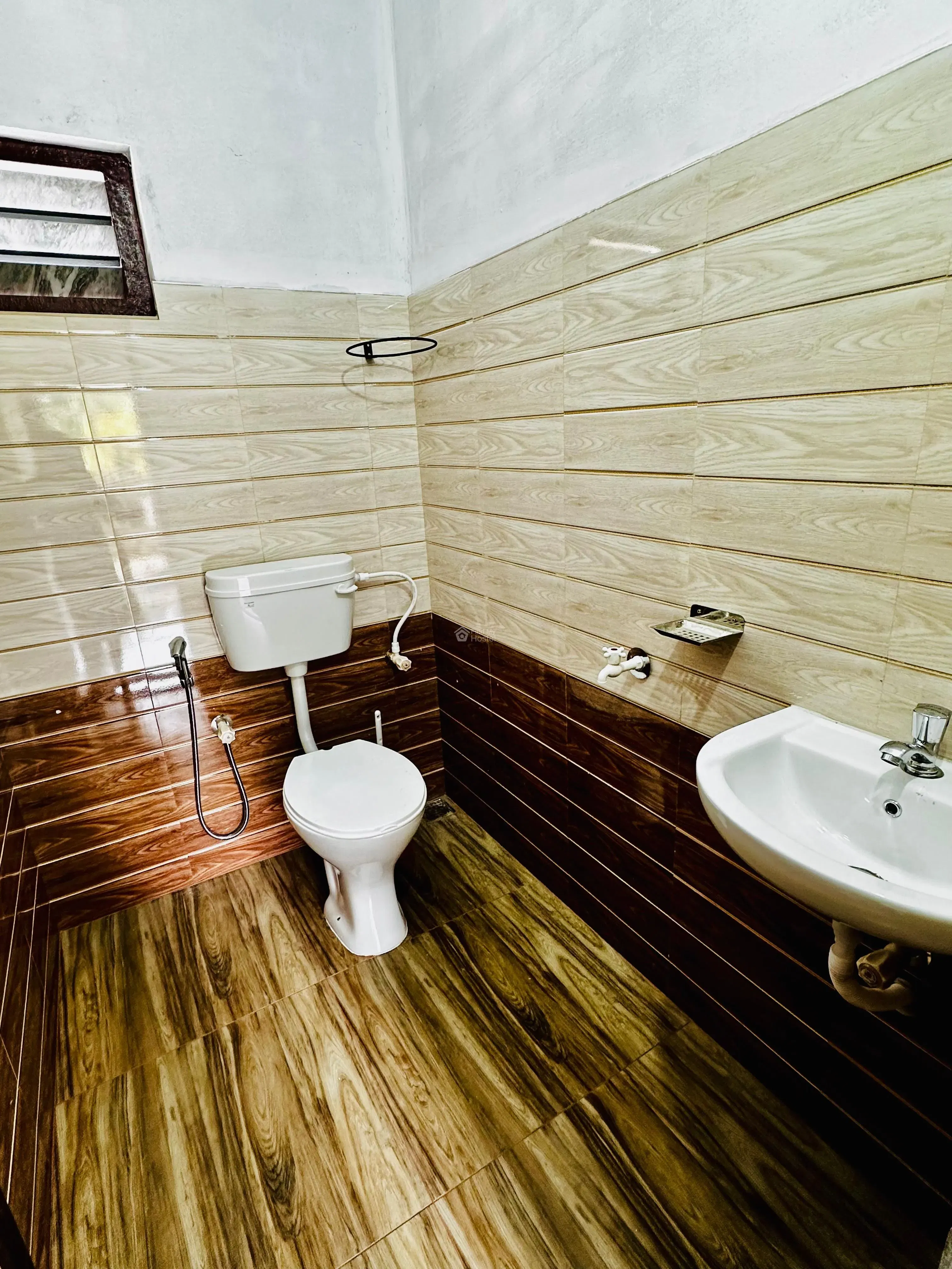 ROYAL LADIES HOSTEL 1 in Kalamassery, Ernakulam — photo 3