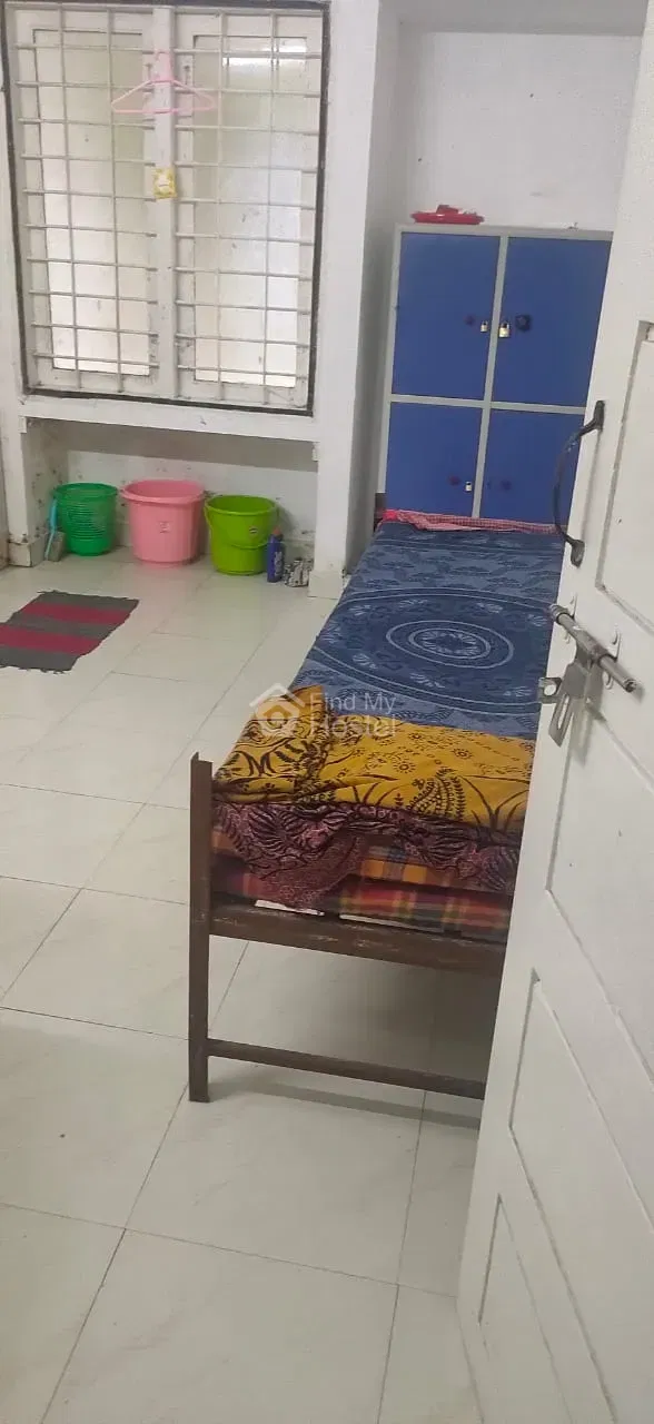 FRIENDS LADIES HOSTEL 2 in Kaloor, Ernakulam — photo 7