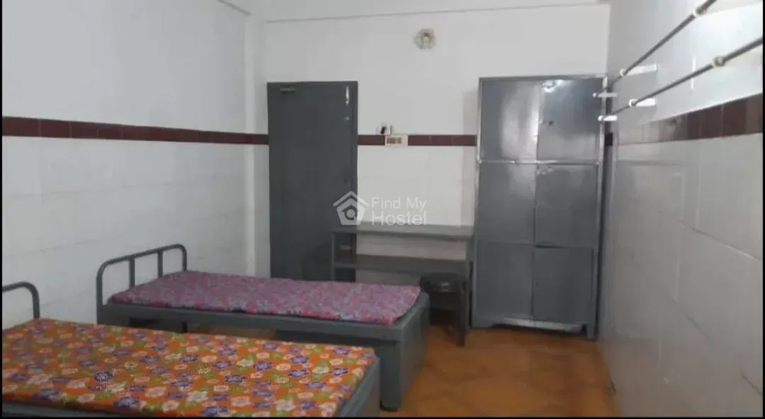 HOME LINKS LADIES HOSTEL in Kadavanthra, Ernakulam — photo 5