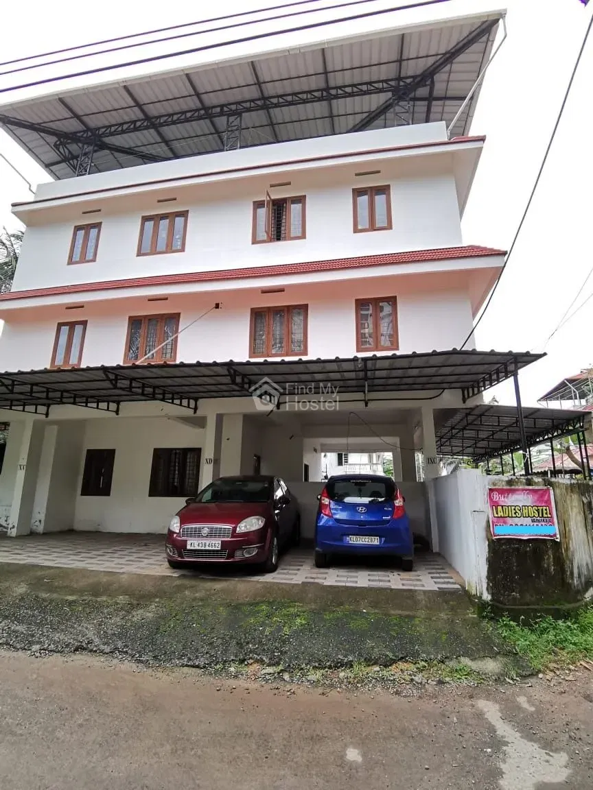 BUTTERFLY LADIES HOSTEL 4 in Vazhakkala, Ernakulam — main photo