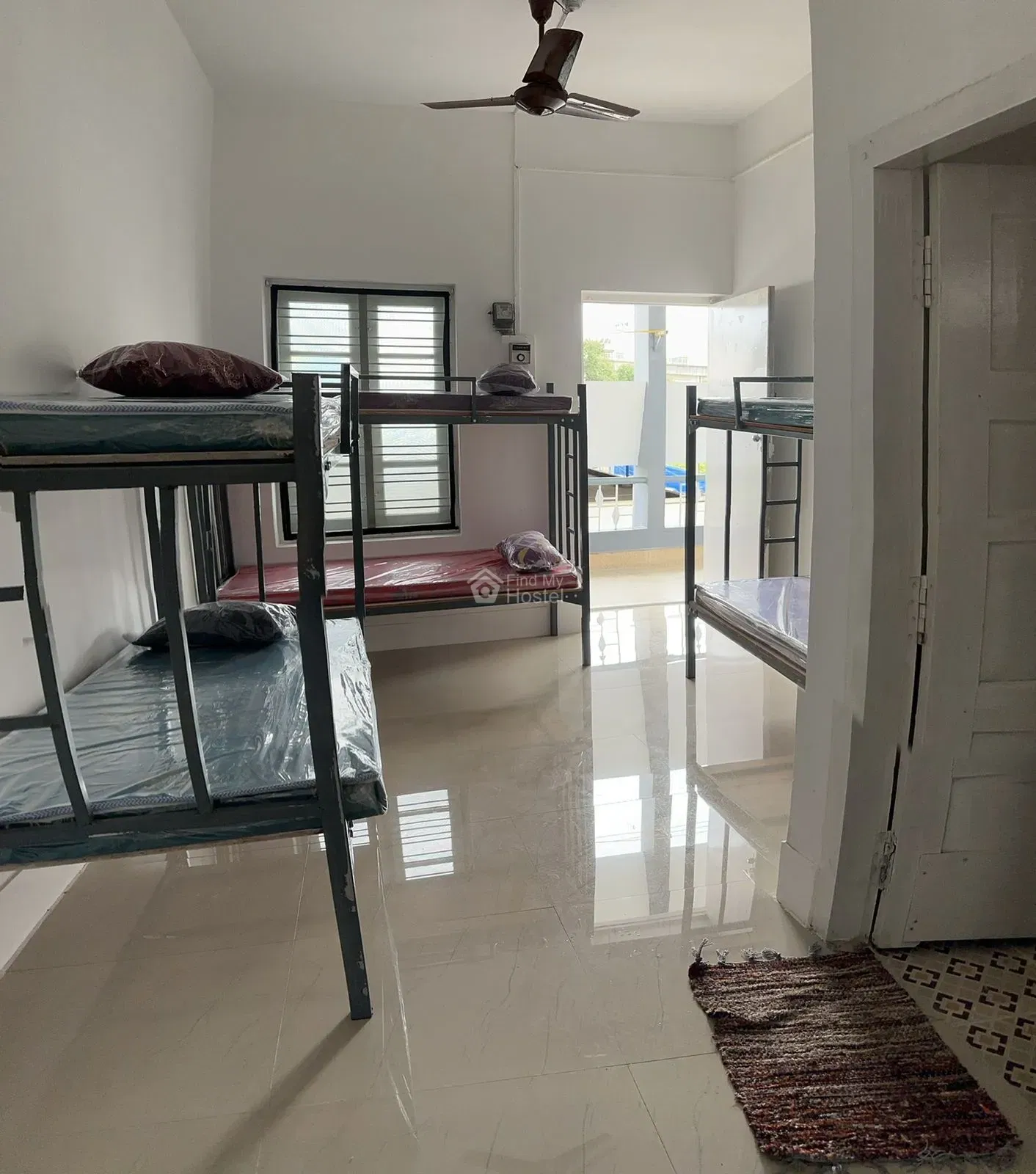 JAJ Ladies Hostel 1 in MG-Road, Ernakulam — photo 2