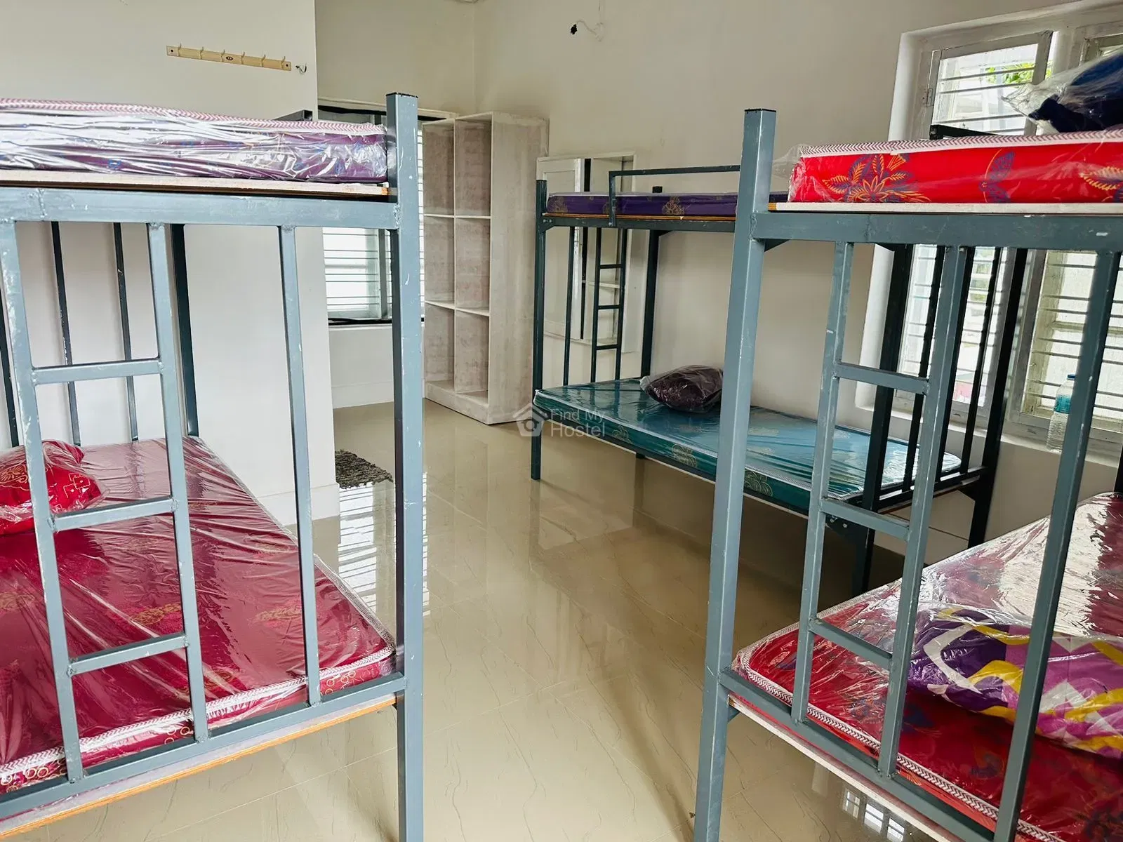 JAJ Ladies Hostel 1 in MG-Road, Ernakulam — photo 5