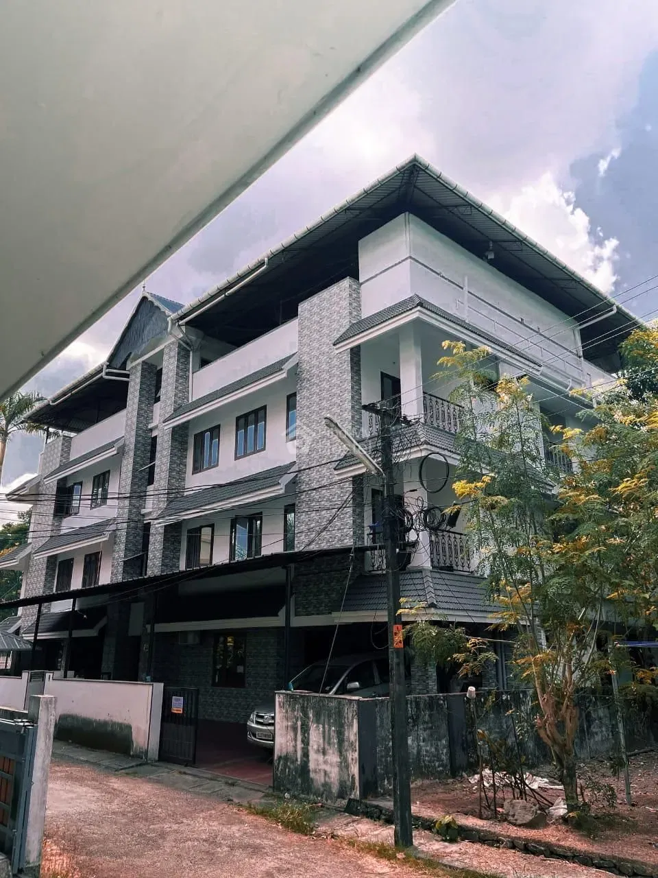HOSTELRY GENTS HOSTEL in Kalamassery, Ernakulam — main photo