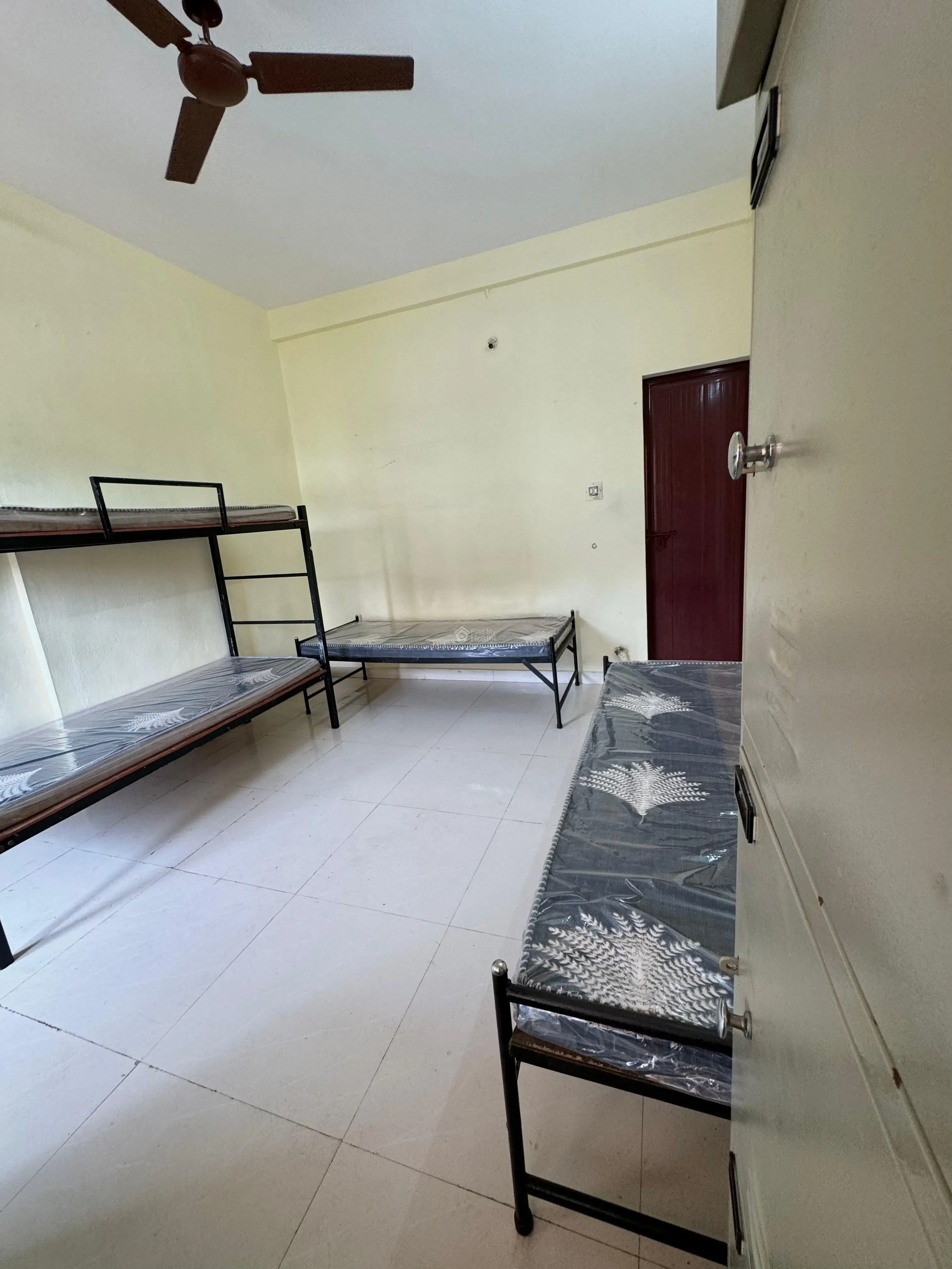 Co Space Gents Hostel in Vazhakkala, Ernakulam — photo 5