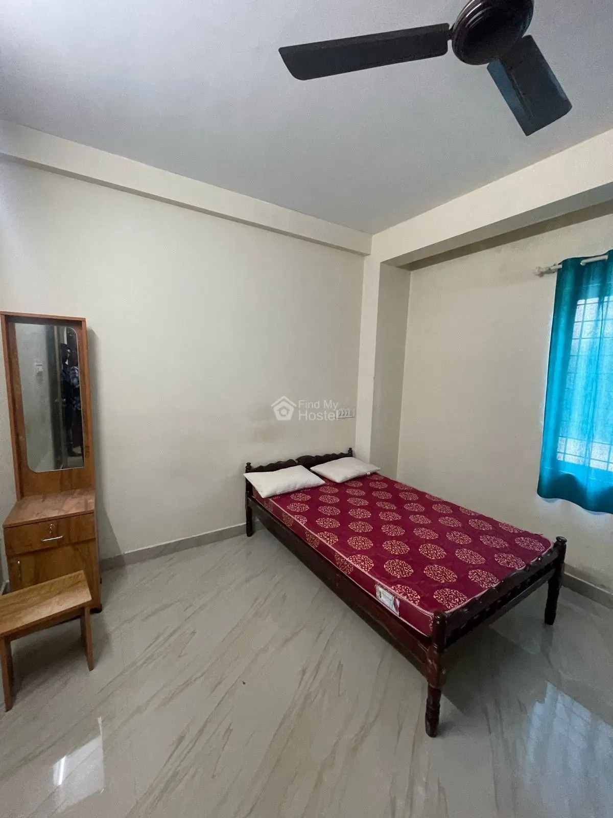 Manapadans Ladies Hostel in Aluva, Aluva — photo 7