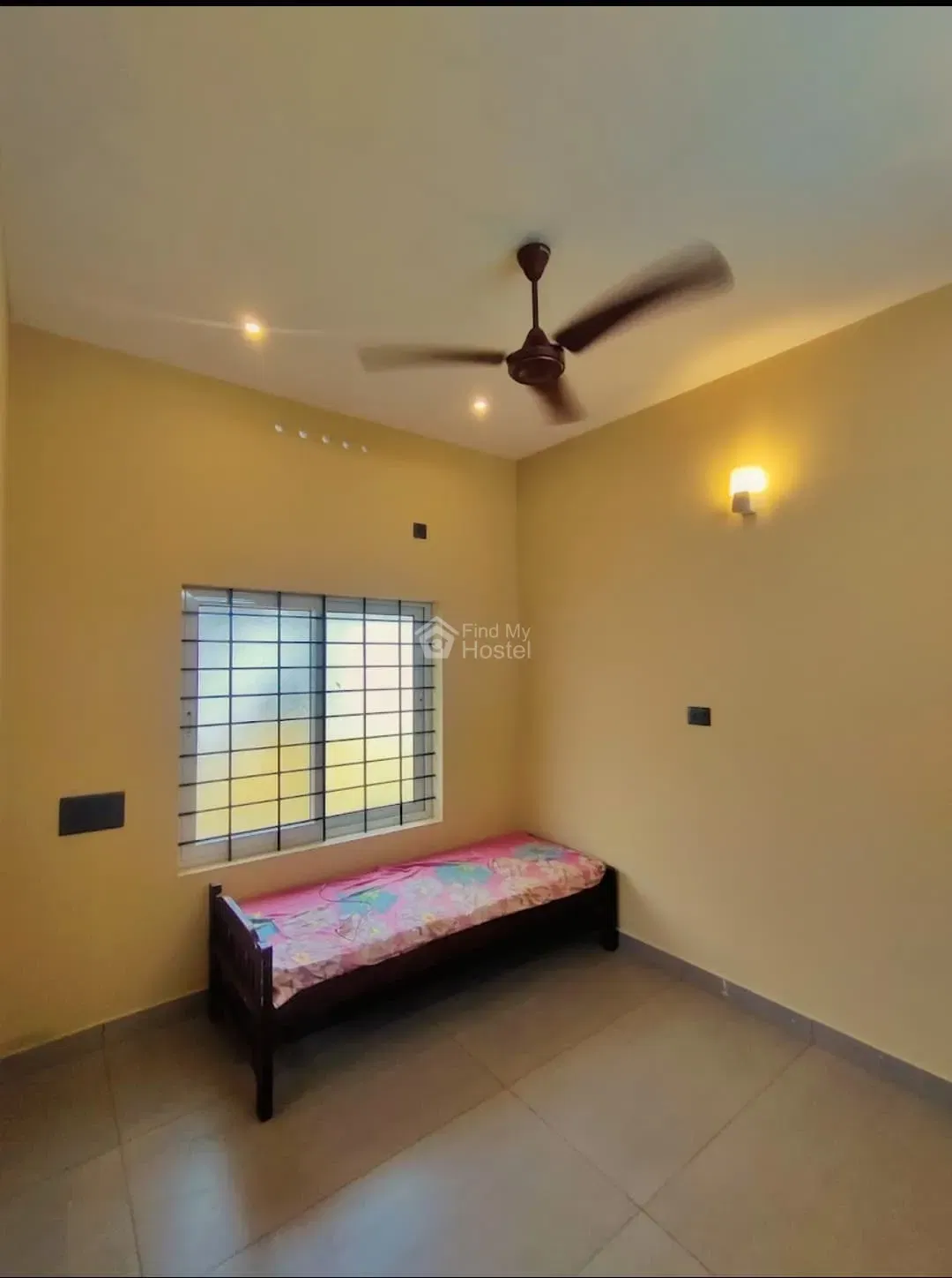 YOUNG LADIES PG in Kalamassery, Ernakulam — photo 4