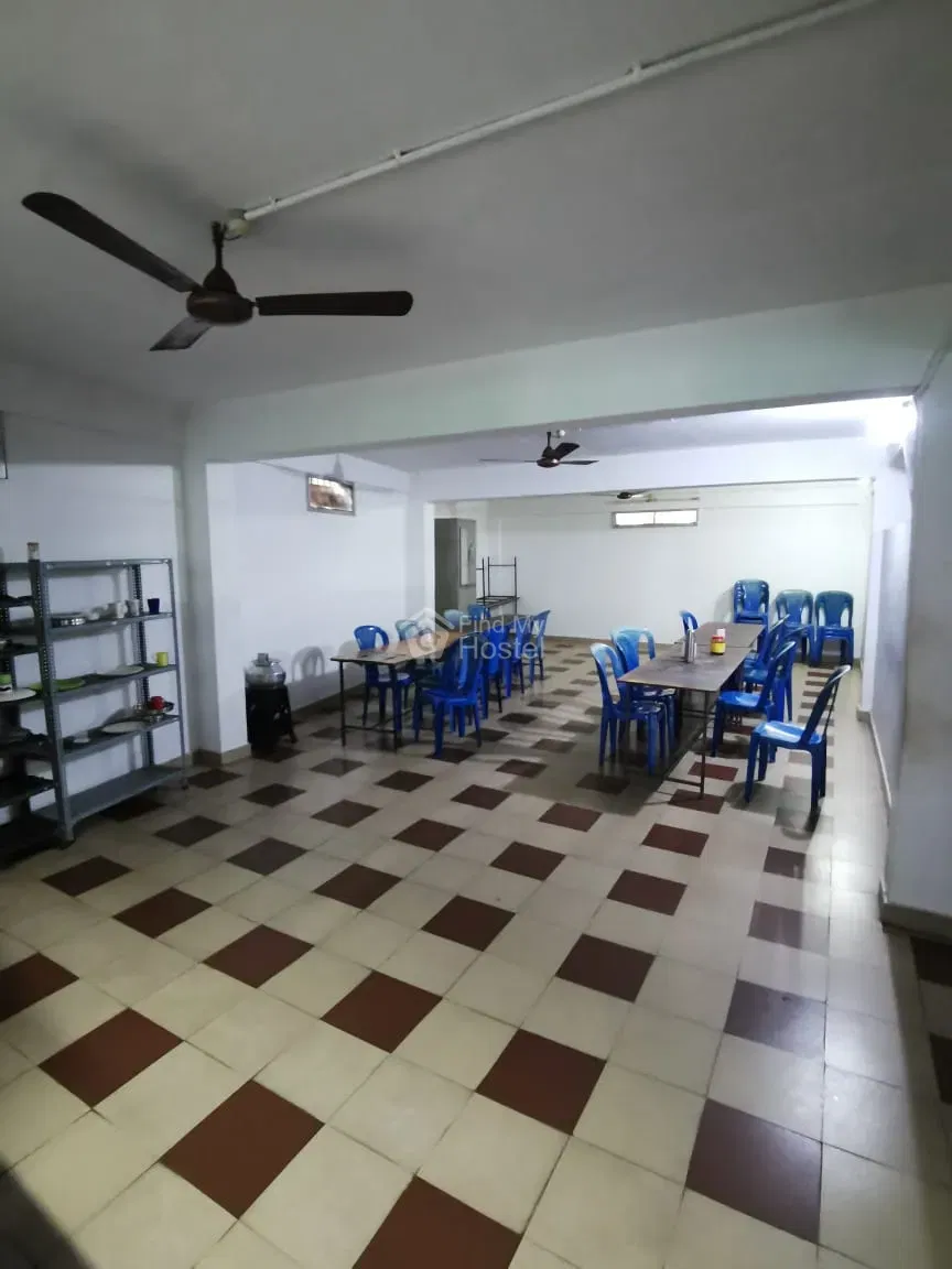 ST. JUDE WOMENS HOSTEL in Thevara, Ernakulam — photo 7