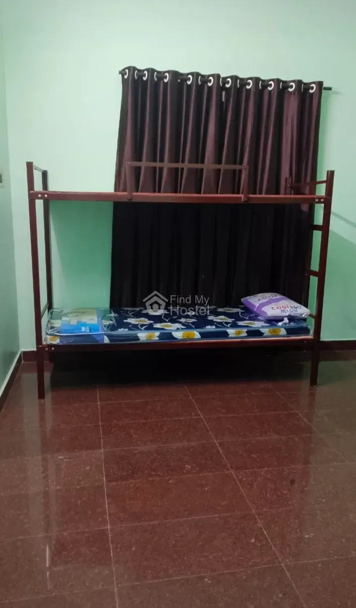 CRYSTAL LADIES HOSTEL in Palarivattom, Ernakulam — photo 6