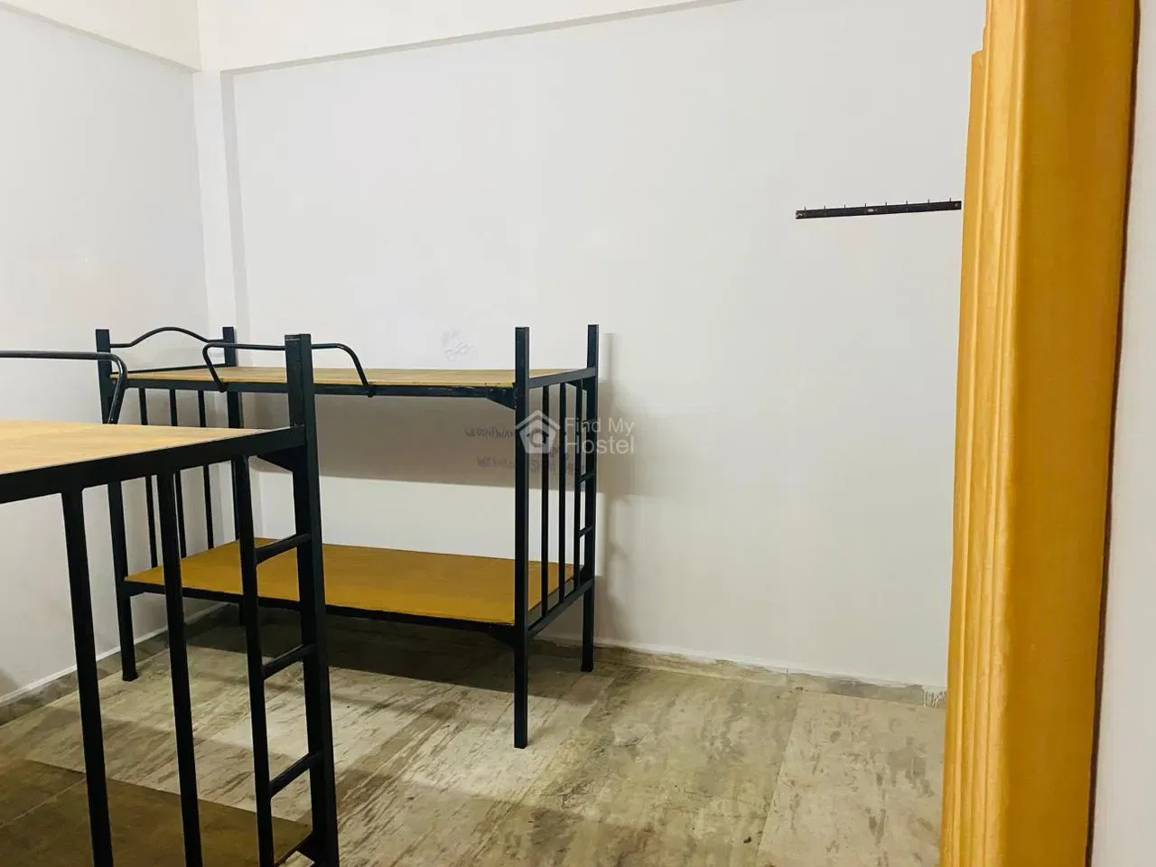 B Hub Living for gents-1 in Kaloor, Ernakulam — photo 4