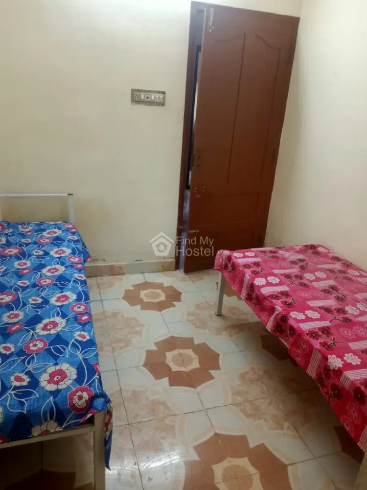 ELON GENTS HOSTEL in Kalamassery, Ernakulam — photo 6