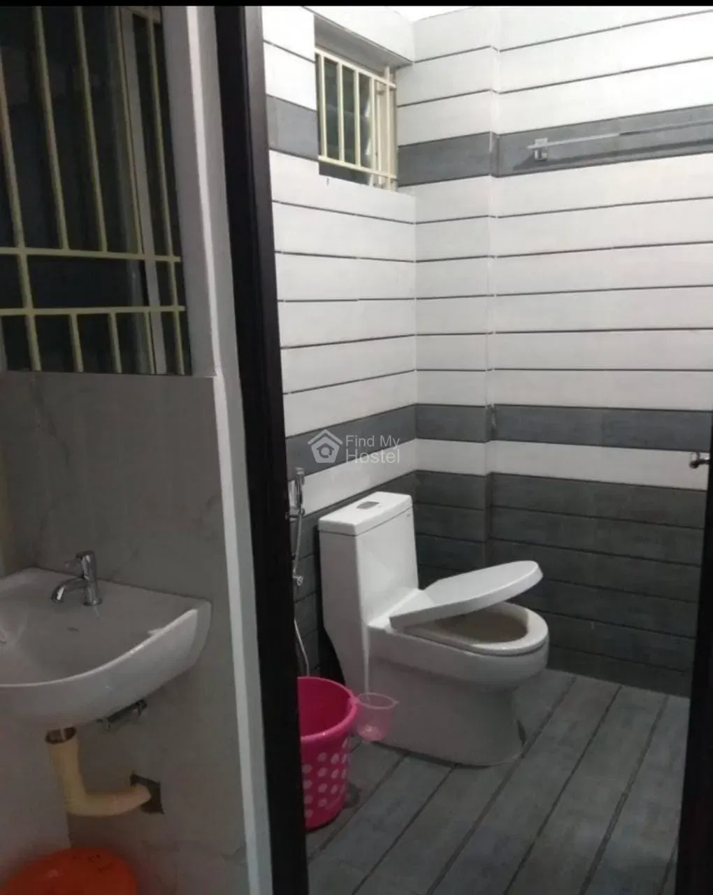 MAGIC HOMES GENTS HOSTEL in Kakkanad, Ernakulam — photo 4