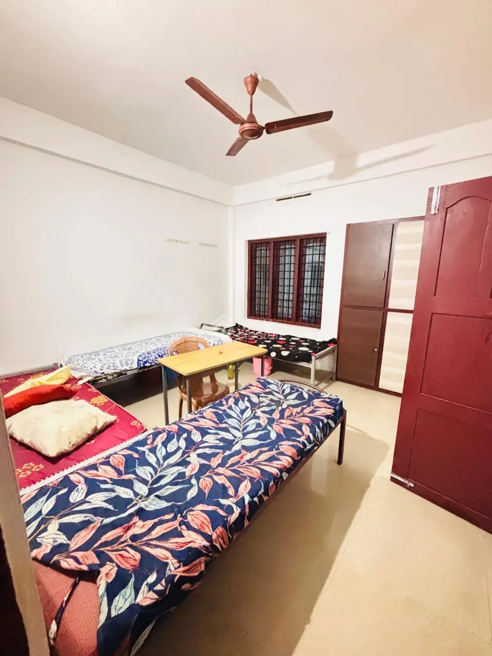 HOSTELRY GENTS HOSTEL in Kalamassery, Ernakulam — photo 6