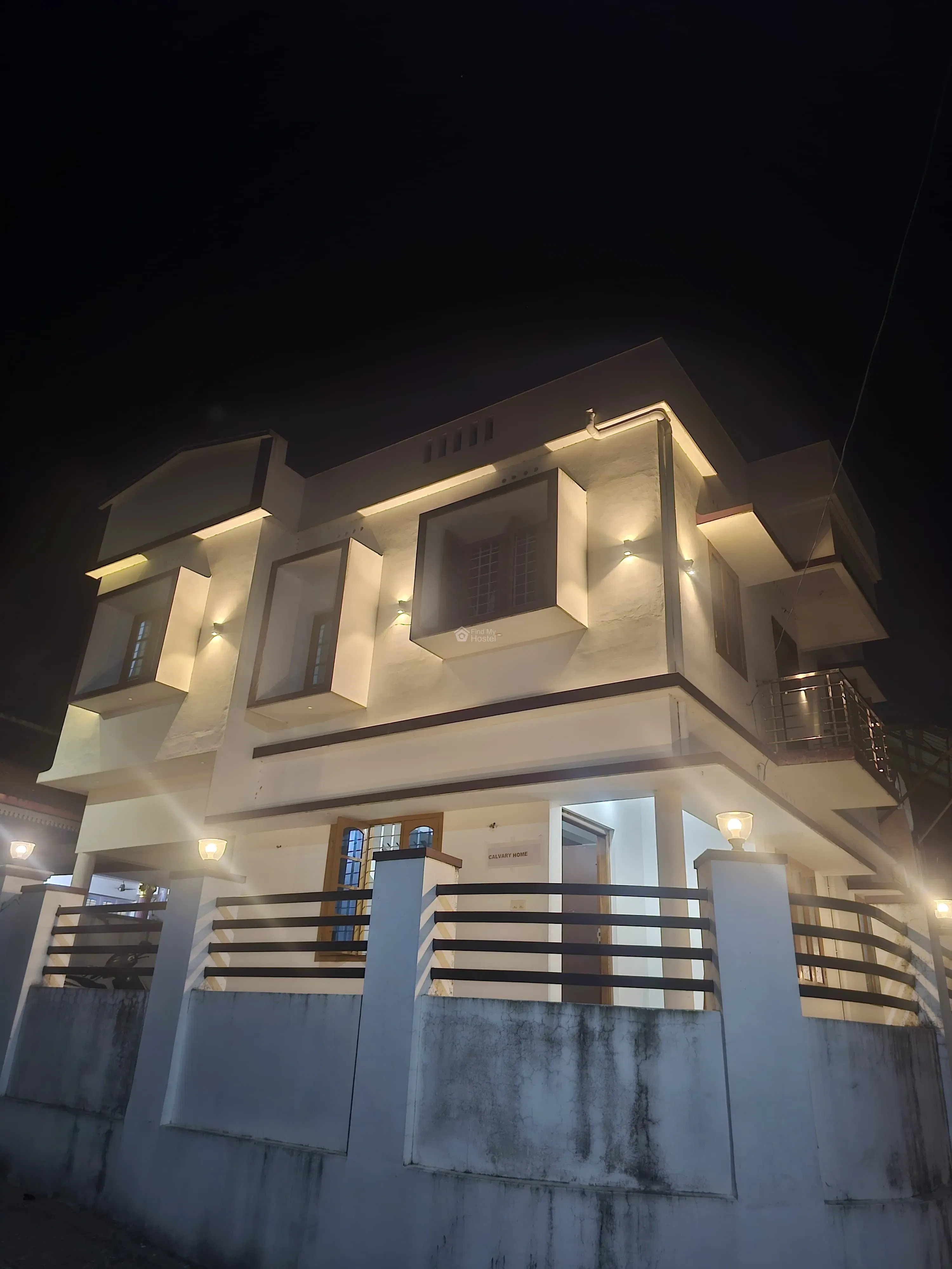 Thiruvonam Ladies Hostel in Aluva, Aluva — main photo