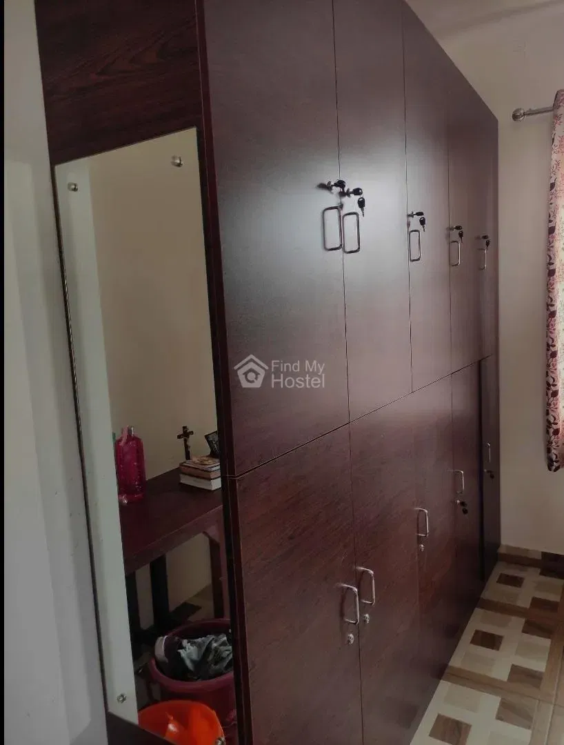 My home ladies hostel in Aluva, Aluva — photo 3