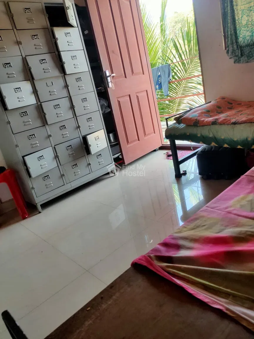 Awesome Ladies Hostel in Kalamassery, Ernakulam — photo 5