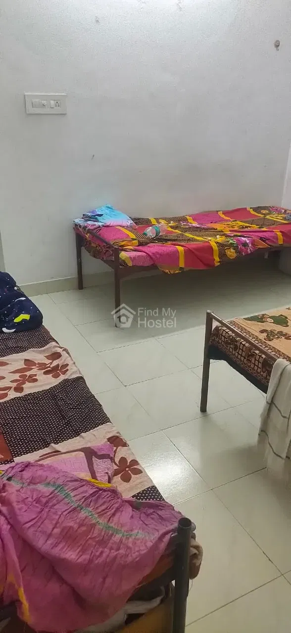 FRIENDS LADIES HOSTEL 2 in Kaloor, Ernakulam — photo 5