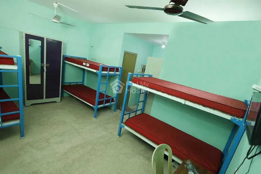 KURINJI HOSTEL - B9 in Gandhipuram, Coimbatore — photo 5