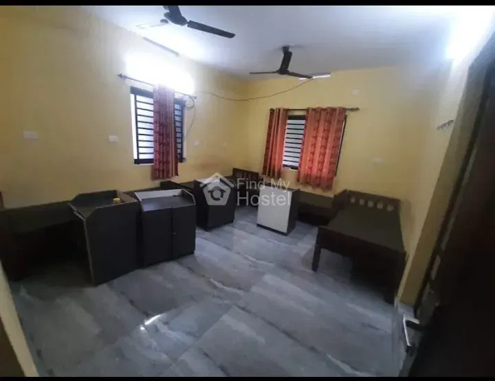 Kanjirathingal Gents Hostel in Kalamassery, Ernakulam — photo 6