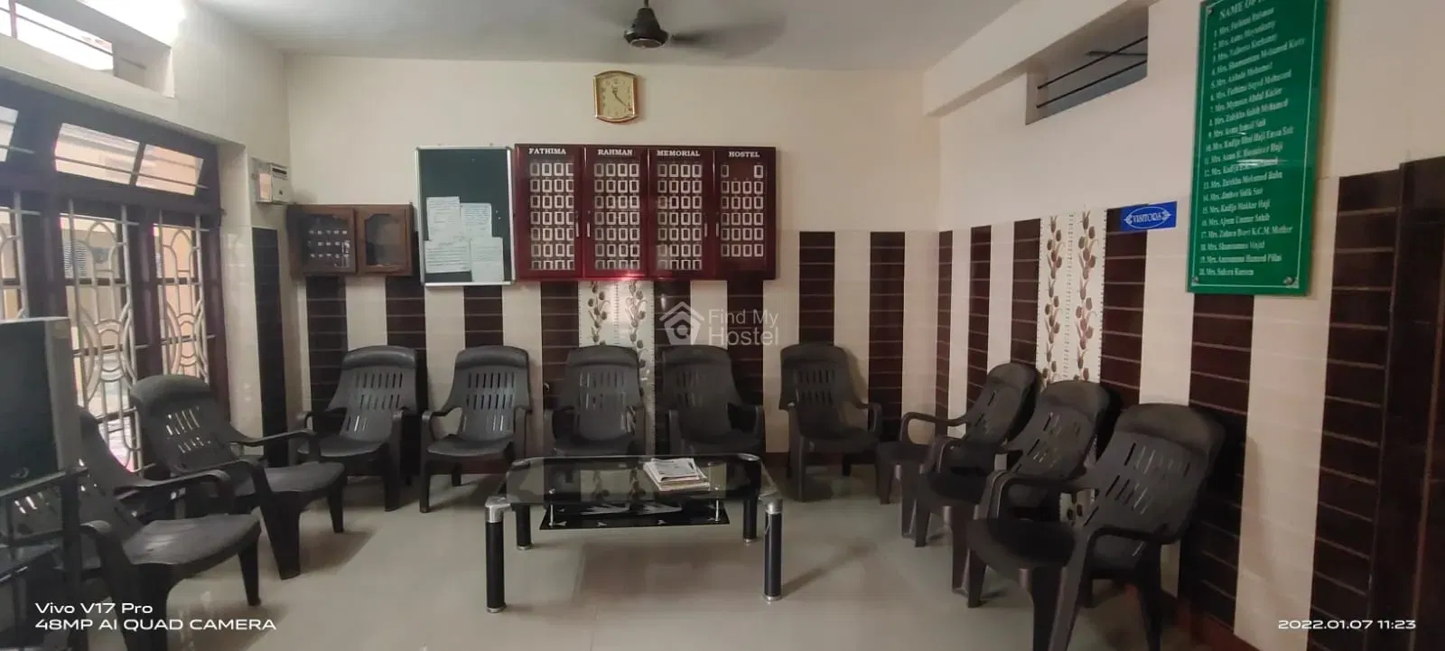 Fathima Rahiman Memmorial Hostel in MG-Road, Ernakulam — photo 2