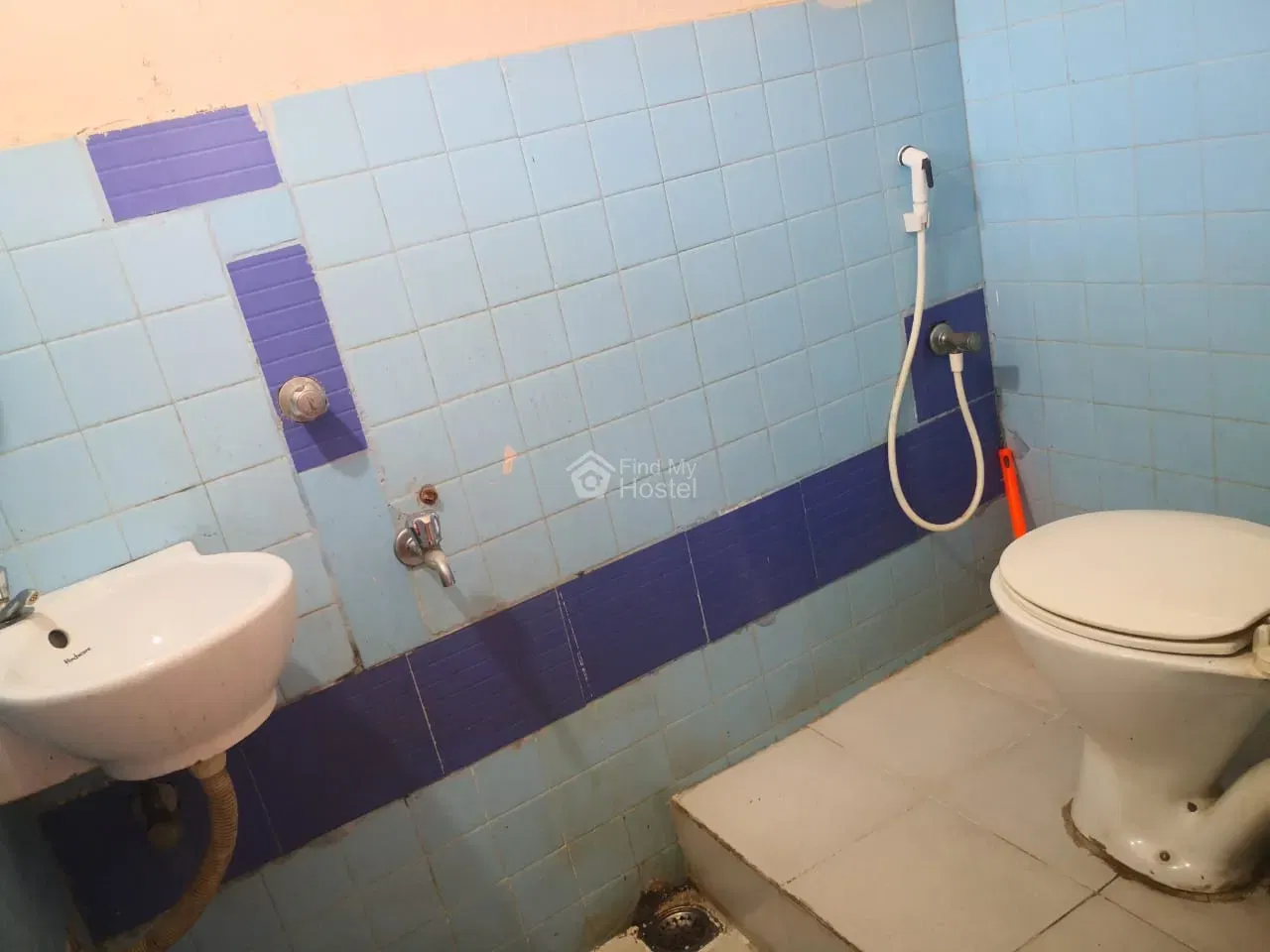 Athens Gents Hostel in Palayam, Thiruvananthapuram — photo 7
