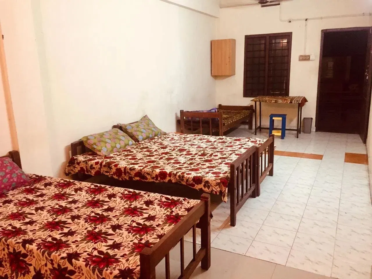 Tri Star Gents Hostel in Thevara, Ernakulam — photo 2
