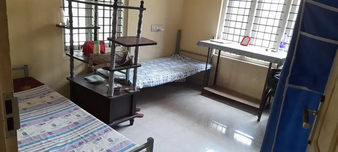 Grace Ladies Pg 2 in Palayam, Thiruvananthapuram — photo 6