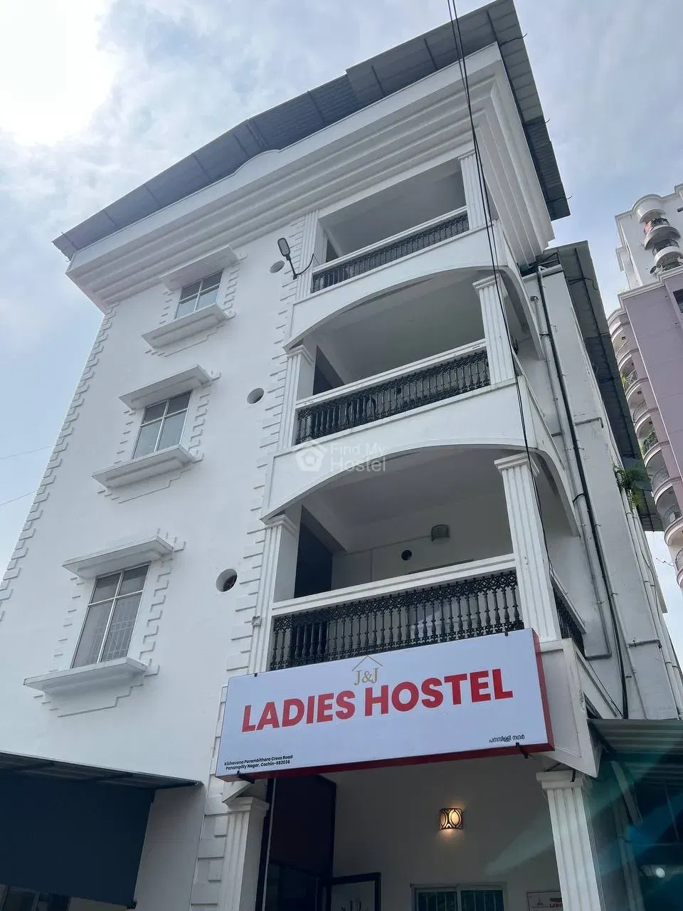 J & J Ladies Hostel in Panampilly Nagar, Ernakulam — main photo