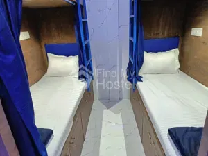 Kohinoor Dormitory in Jogeshwari East, Mumbai — photo 2
