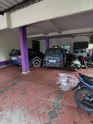 LAVENDER GARDEN GENTS HOSTEL in Kadavanthra, Ernakulam — photo 2
