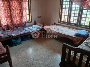 Thiruvonam Ladies Hostel 1 in Aluva, Aluva — photo 4