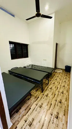 ROYAL LADIES HOSTEL ANNEX 2 in Kalamassery, Ernakulam — photo 3