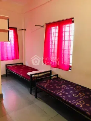 MARINA HOMES LADIES HOSTEL in Kakkanad, Ernakulam — photo 3