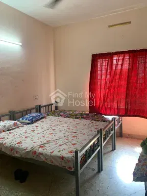 ROSE VILLA LADIES HOSTEL in Thammanam, Ernakulam — photo 3