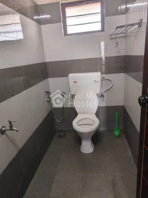 Amala Ladies Hostel in Kadavanthra, Ernakulam — photo 4