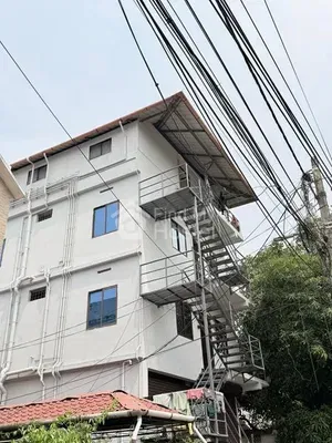 Premium Ladies Hostel at Kaloor Centre in Kaloor, Ernakulam — photo 2