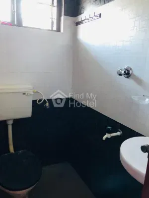 MARINA HOMES LADIES HOSTEL in Kakkanad, Ernakulam — photo 4