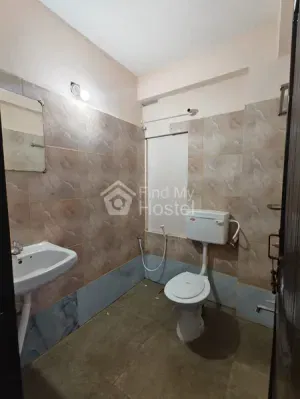 Flowers Gents Hostels in Thammanam, Ernakulam — photo 2