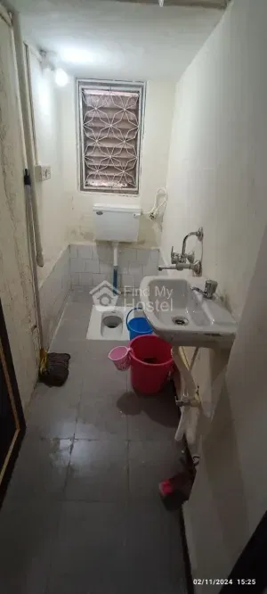VEERA GIRLS HOSTEL & PG in Shivajinagar, Pune — photo 2