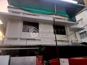 SHALOM ROYAL GENT'S HOSTEL 3