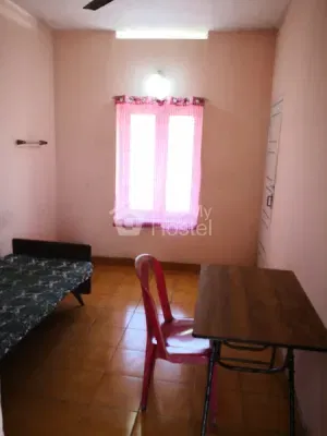 Athens Gents Hostel in Palayam, Thiruvananthapuram — photo 3