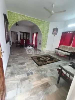 Lake View Gents Hostel in Thevara, Ernakulam — photo 4