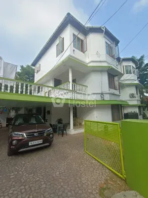 Lake View Gents Hostel in Thevara, Ernakulam — photo 2