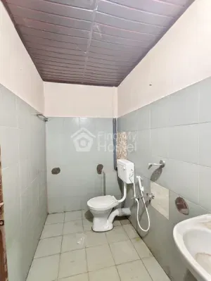 Flowers Gents Hostels in Thammanam, Ernakulam — photo 4