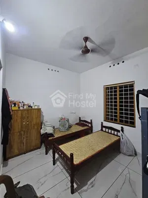 Thiruvonam Ladies Hostel in Aluva, Aluva — photo 3