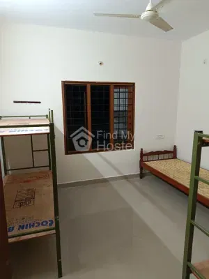 Win square Ladies hostel - 2 in Vazhakkala, Ernakulam — photo 3