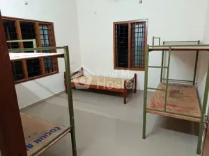Win square Ladies hostel - 2 in Vazhakkala, Ernakulam — photo 2